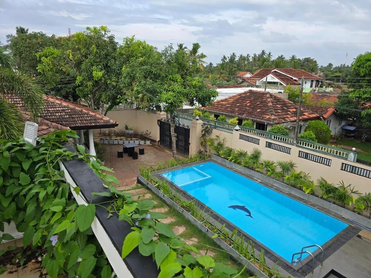 Tropicana Negombo Boutique Hotel B&B